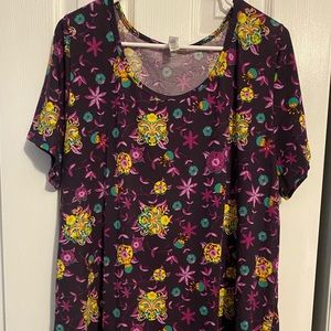 Lularoe classic T 2x, NWOT